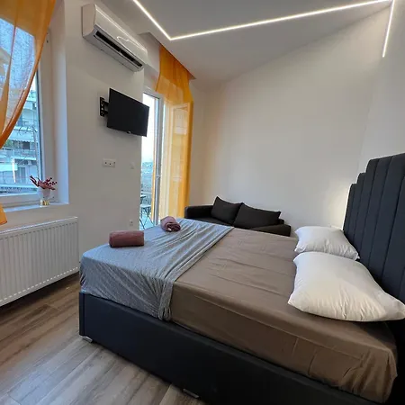 F-residence Center 4*