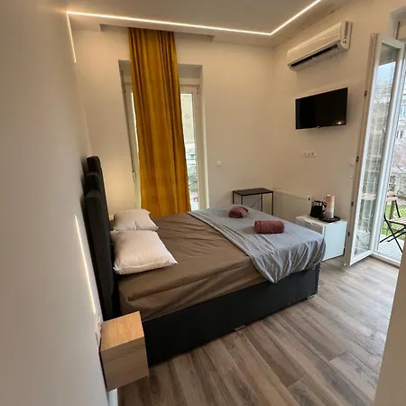 Hotel apartamentowy F-residence Center 4*