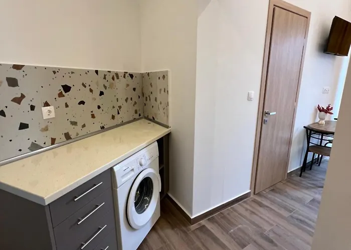 F-residence Center 3* Selanik