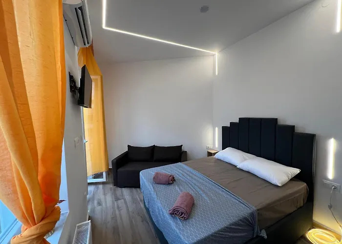 F-residence Center