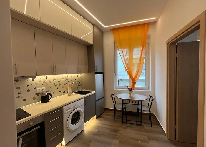 F-residence Center Aparthotel 4*
