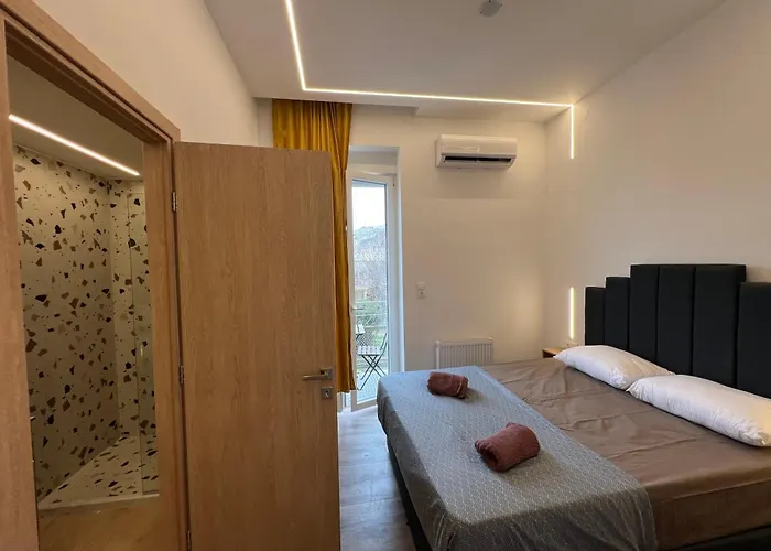 F-residence Center מלון דירות 4*