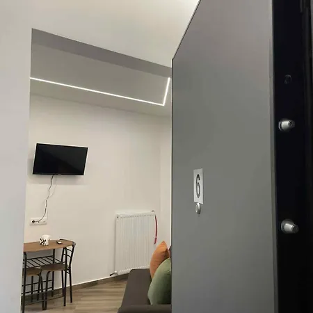 公寓式酒店 F-residence Center 3*