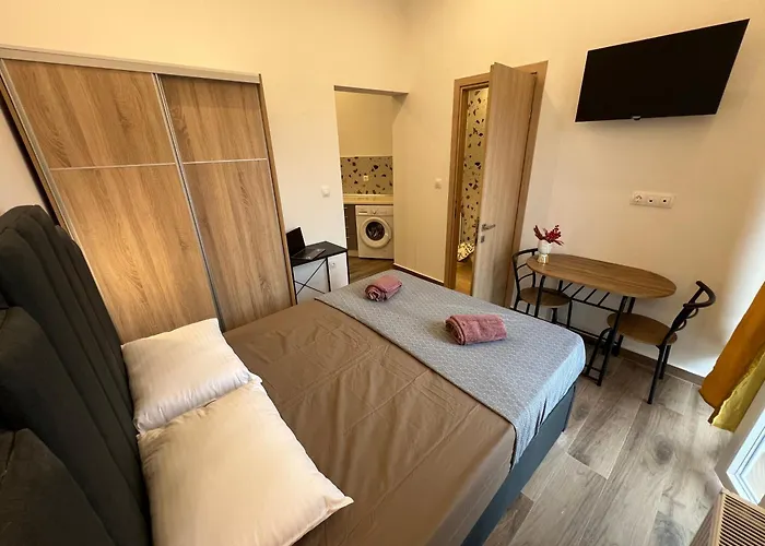 Apart-hotel F-residence Center